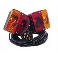 ZESTAW LAMP NA TYŁ DO PRZYCZEP ŚWIATŁA TYLNE WTYCZKA 7 PIN PRZEWÓD 4M ZESTAW LAMP NA TYŁ DO PRZYCZEP ŚWIATŁA TYLNE WTYCZKA 7 PIN PRZEWÓD 4M